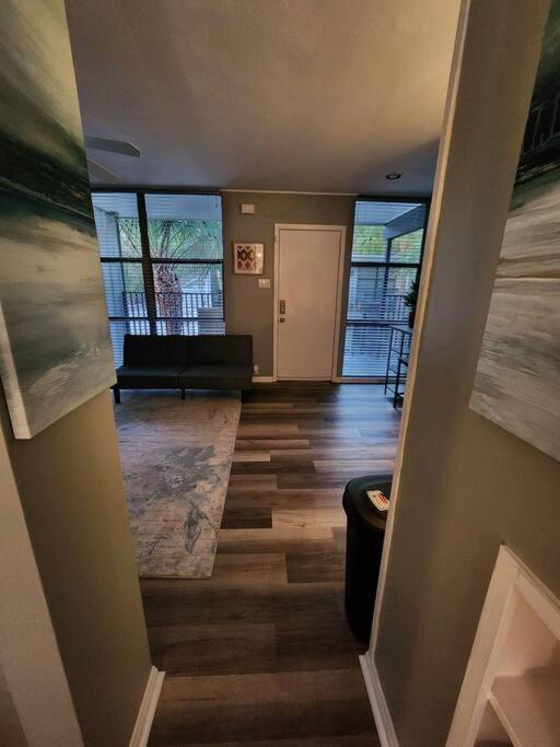 Blue Shark *W7* @ Montrose 1Br Private King Loft Apartamento Houston Exterior foto