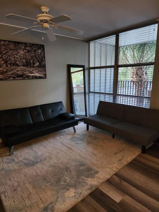 Blue Shark *W7* @ Montrose 1Br Private King Loft Apartamento Houston Exterior foto