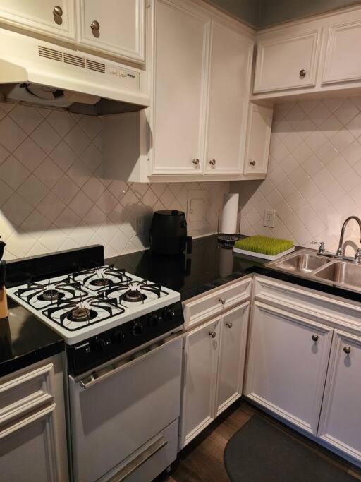 Blue Shark *W7* @ Montrose 1Br Private King Loft Apartamento Houston Exterior foto