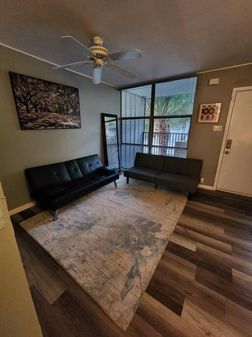 Blue Shark *W7* @ Montrose 1Br Private King Loft Apartamento Houston Exterior foto