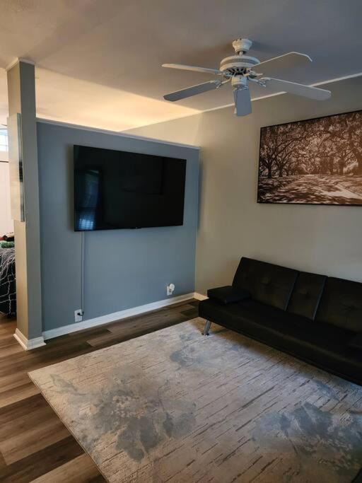 Blue Shark *W7* @ Montrose 1Br Private King Loft Apartamento Houston Exterior foto